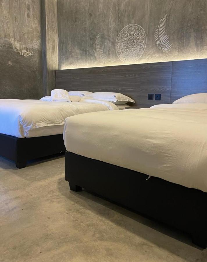 Sri Indar Hotel&Suites Parit Buntar Bagian luar foto