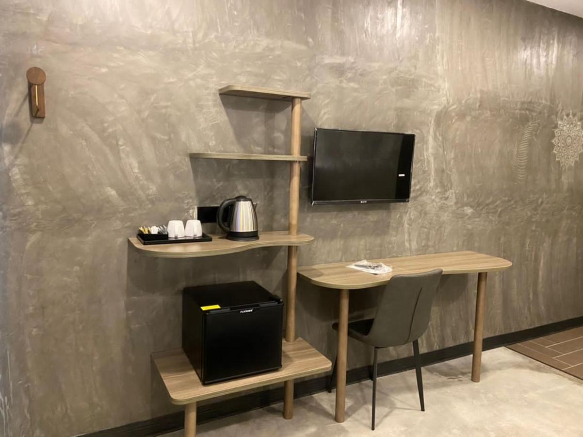 Sri Indar Hotel&Suites Parit Buntar Bagian luar foto